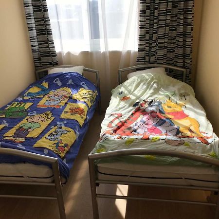 Kmheim, Cozy 103M2 Apartment, With 3 Bedroom And Covered Free Parking Place, Close To City Center グラーツ エクステリア 写真